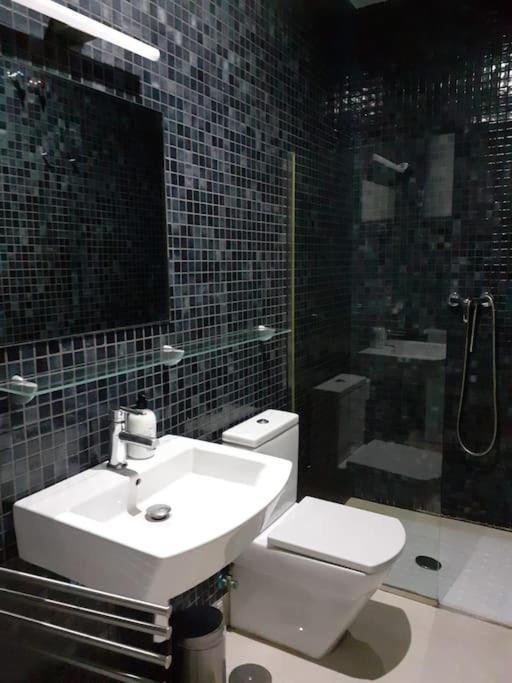 Apartamento Cosy Flat / Literally At The Foot Of Alhambra Granada Exterior foto